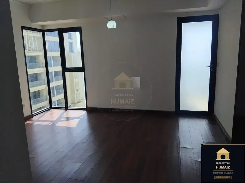 4-Bedroom Luxury Apartment (Sea Facing, 5 Bath, Suite 8) at Coral Towers For Sale in DHA Phase 8 Karachi — Photograph 12