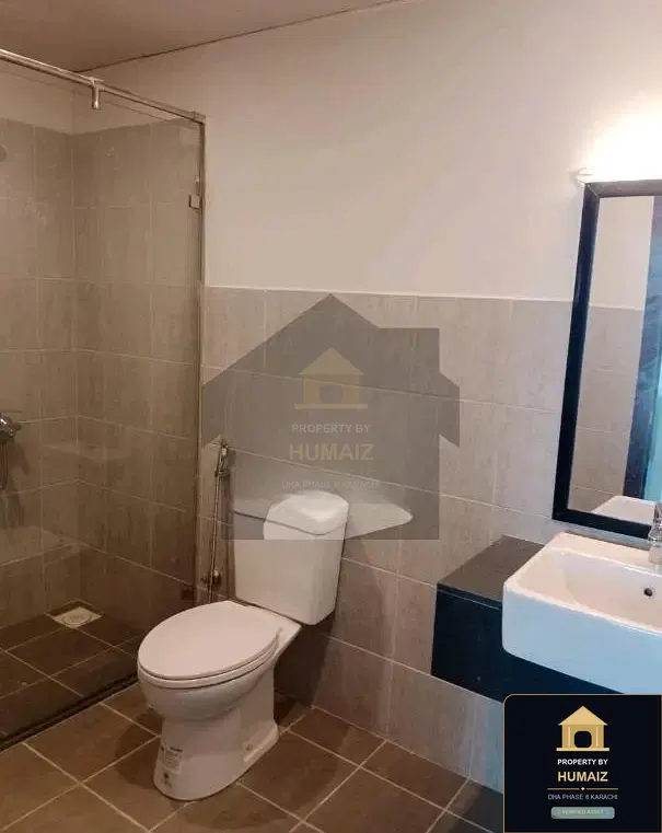 3-Bedroom Luxury Apartment (Sea Facing, 5 Bath, Suite 25) at The Views For Sale in DHA Phase 8 Karachi — Photograph 7