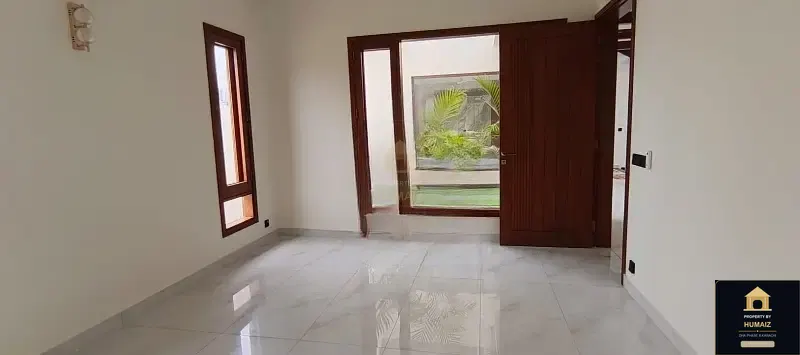 500 Sq. Yd. 7-Bedroom Luxury Villa (Basement, 6 Bath, Residence 9) in DHA Phase 8 For Sale in DHA Phase 8 Karachi — Photograph 35