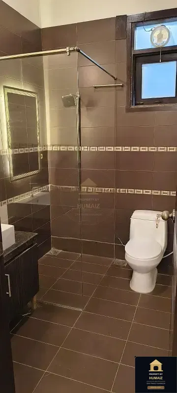 500 Sq. Yd. 6-Bedroom Luxury Villa (Brand New, 6 Bath, Residence 2) on Qasim Street For Sale in DHA Phase 8 Karachi — Photograph 9
