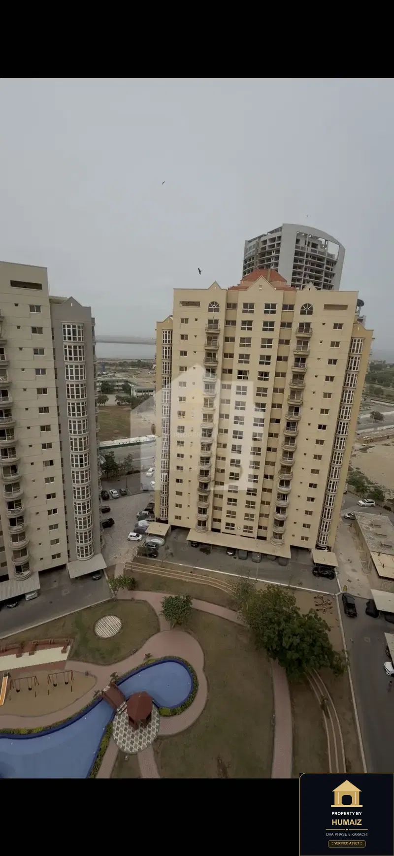 4-Bedroom Luxury Apartment (5 Bath, Suite 33) at Creek Vistas For Sale in DHA Phase 8 Karachi — Photograph 2