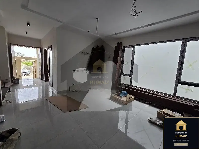 300 Sq. Yd. 6-Bedroom Luxury Villa (Brand New, 6 Bath, Residence 5) in DHA Phase 8 For Sale in DHA Phase 8 Karachi — Photograph 4