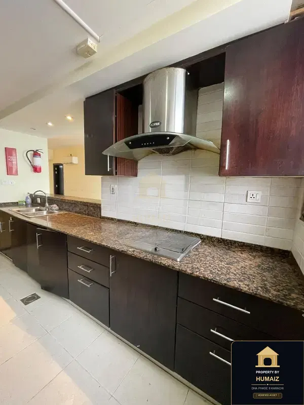 2-Bedroom Luxury Apartment (3 Bath, Suite 17) at Coral Towers For Sale in DHA Phase 8 Karachi — Photograph 5