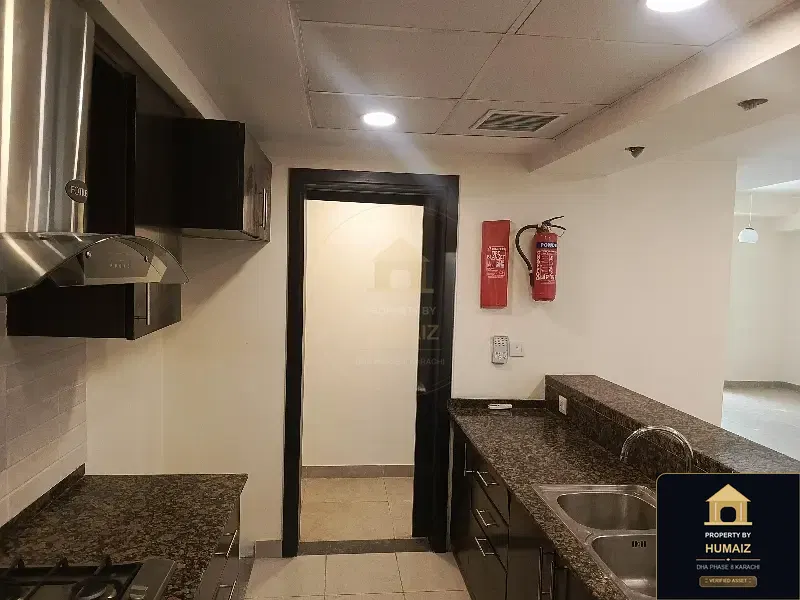 3-Bedroom Luxury Apartment (Sea Facing, 5 Bath, Suite 2) at Coral Towers For Rent in DHA Phase 8 Karachi — Photograph 16