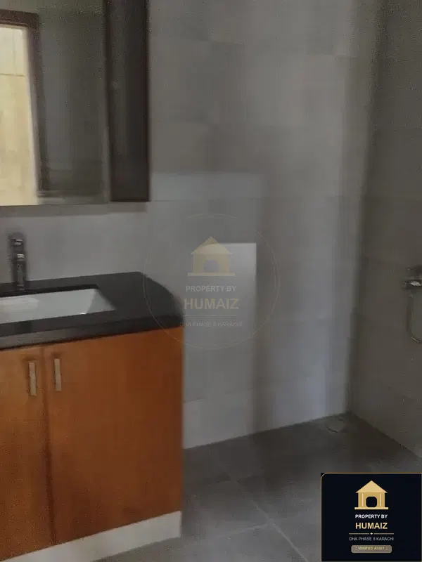100 Sq. Yd. 4-Bedroom Luxury Villa (Basement, 4 Bath, Residence 13) in DHA Phase 8 For Sale in DHA Phase 8 Karachi — Photograph 11