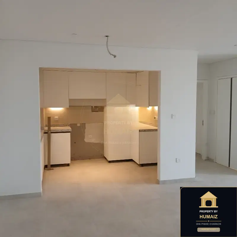 2-Bedroom Luxury Apartment (Sea Facing, 3 Bath, Suite 11) at Reef Towers For Rent in DHA Phase 8 Karachi — Photograph 2
