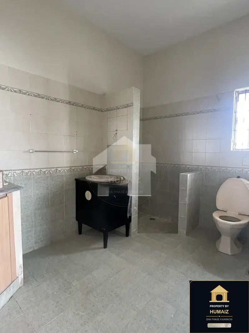 500 Sq. Yd. 2-Bedroom Luxury Villa in DHA Phase 8 For Rent in DHA Phase 8 Karachi — Photograph 19