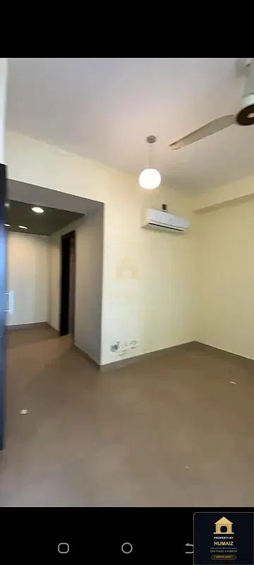 3-Bedroom Luxury Apartment (Sea Facing, 4 Bath, Suite 14) at Coral Towers For Sale in DHA Phase 8 Karachi — Photograph 11