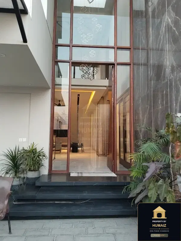 500 Sq. Yd. 6-Bedroom Luxury Villa (Basement, 5 Bath, Residence 42) in DHA Phase 8 For Rent in DHA Phase 8 Karachi — Photograph 4