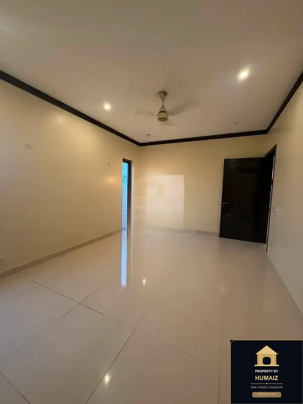 3-Bedroom Upper/Lower Portion (Brand New, 4 Bath, Unit 2) in Zone A For Rent in DHA Phase 8 Karachi — Photograph 8