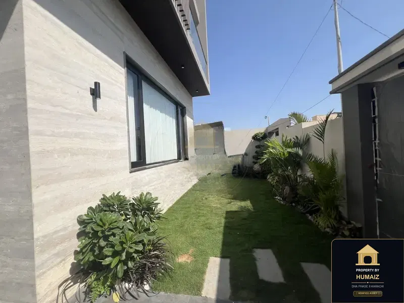 500 Sq. Yd. 5-Bedroom Luxury Villa (West Open, 5 Bath, Residence 65) in DHA Phase 8 For Sale in DHA Phase 8 Karachi — Photograph 4