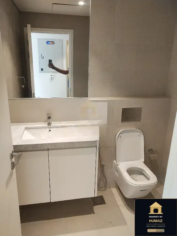 2-Bedroom Luxury Apartment (Sea Facing, 4 Bath, Suite 1) at The Views For Rent in DHA Phase 8 Karachi — Photograph 11
