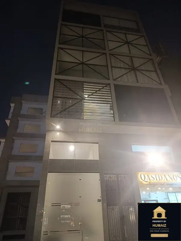 61 Sq. Yd. Corporate Office Space on Zulfiqar Commercial For Sale in DHA Phase 8 Karachi — Photograph 2