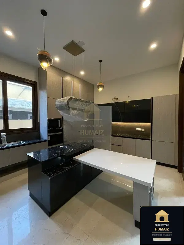 1,000 Sq. Yd. 7-Bedroom Luxury Villa (Private Pool, 6 Bath, Residence 18) in DHA Phase 8 For Sale in DHA Phase 8 Karachi — Photograph 6