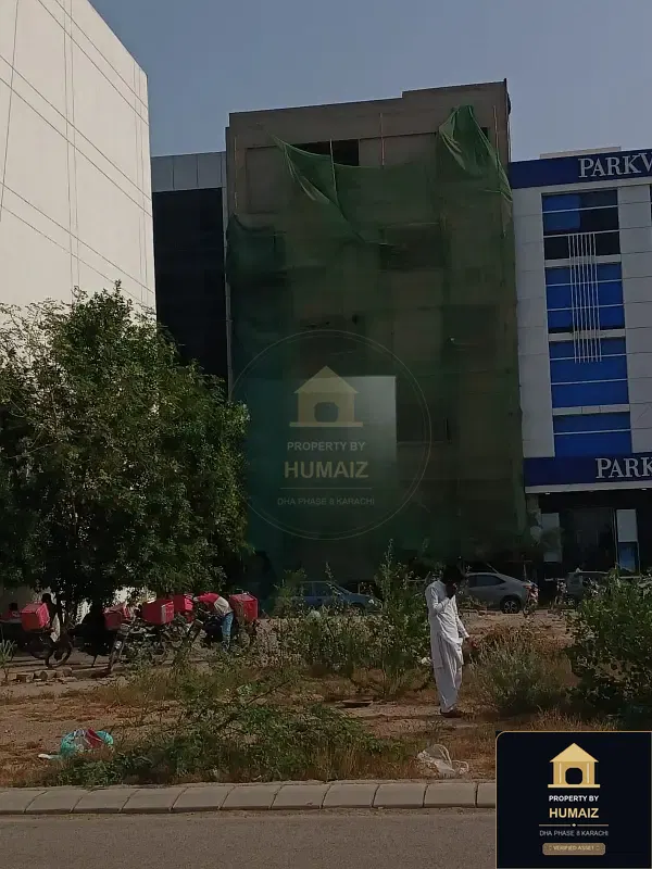 113 Sq. Yd. Corporate Office Space (1 Bath, Unit 3) on Al-Murtaza Commercial For Sale in DHA Phase 8 Karachi — Photograph 4