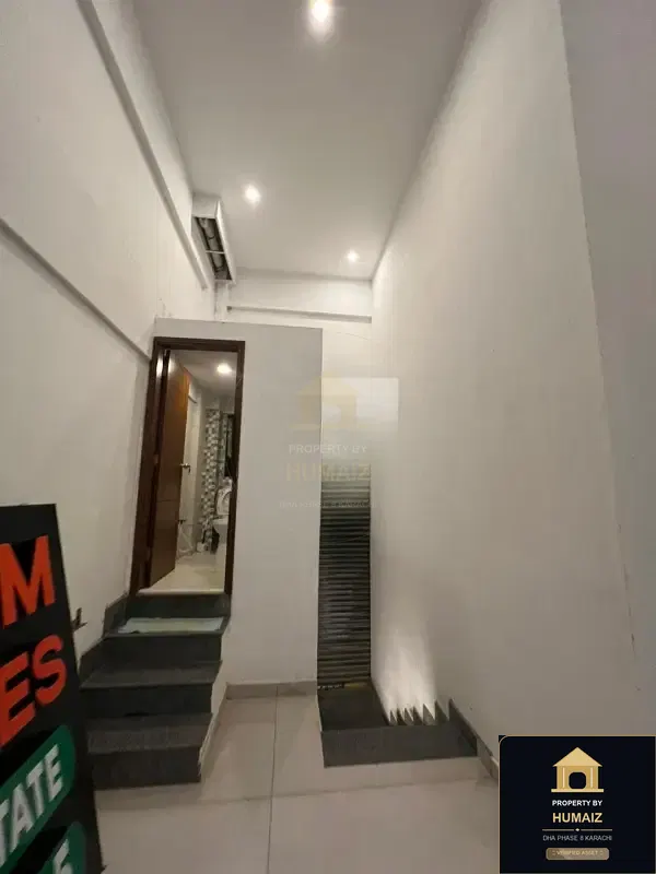 58 Sq. Yd. Commercial Retail Shop on Zulfiqar Commercial For Sale in DHA Phase 8 Karachi — Photograph 4