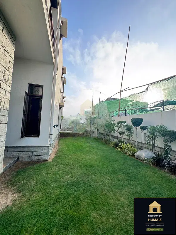 650 Sq. Yd. 5-Bedroom Luxury Villa in Khayaban-e-Faisal For Sale in DHA Phase 8 Karachi — Photograph 21