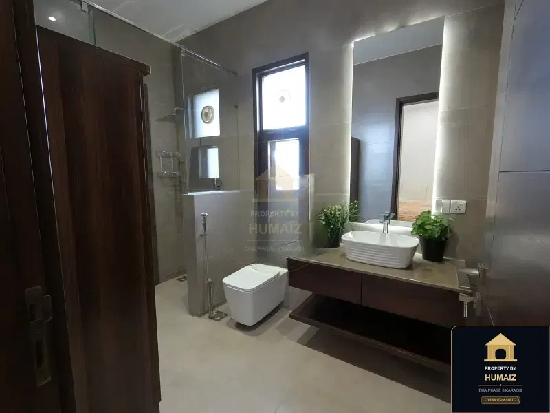 500 Sq. Yd. 5-Bedroom Luxury Villa (Private Pool, 5 Bath, Residence 39) in DHA Phase 8 For Sale in DHA Phase 8 Karachi — Photograph 39