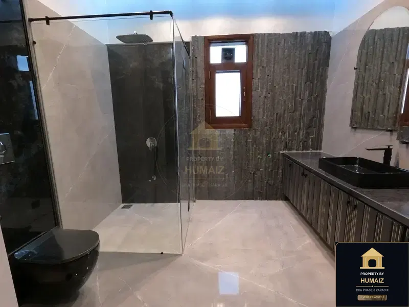 1,000 Sq. Yd. 6-Bedroom Luxury Villa (Corner, 6 Bath, Residence 9) in DHA Phase 8 For Sale in DHA Phase 8 Karachi — Photograph 5