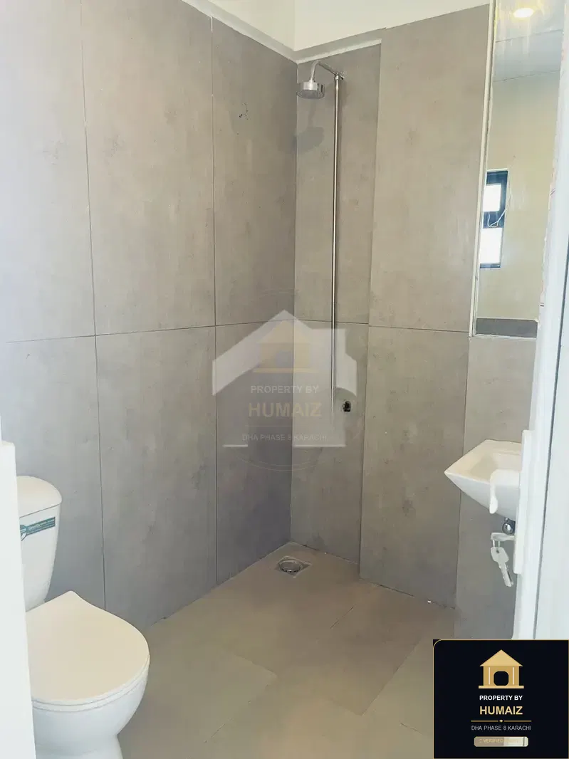 3-Bedroom Luxury Apartment (Brand New, 4 Bath, Suite 21) in DHA Phase 8 For Sale in DHA Phase 8 Karachi — Photograph 17