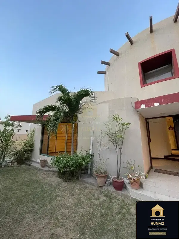 500 Sq. Yd. 4-Bedroom Luxury Villa (5 Bath, Residence 4) in DHA Phase 8 For Sale in DHA Phase 8 Karachi — Photograph 3