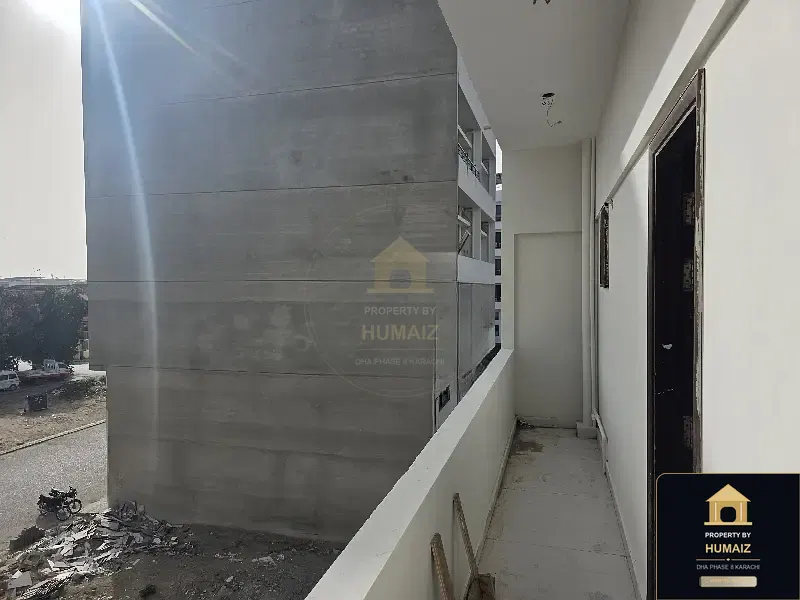 167 Sq. Yd. Corporate Office Space in DHA Phase 8 For Rent in DHA Phase 8 Karachi — Photograph 4