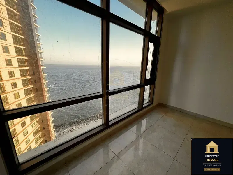 2-Bedroom Luxury Apartment (Sea Facing, 4 Bath, Suite 26) at Pearl Towers For Sale in DHA Phase 8 Karachi — Photograph 3