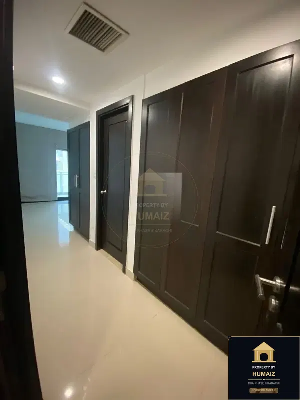 3-Bedroom Luxury Apartment (Sea Facing, 3 Bath, Suite 3) at Pearl Towers For Sale in DHA Phase 8 Karachi — Photograph 31