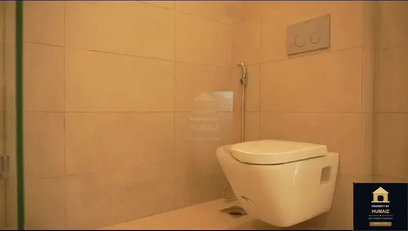 2-Bedroom Luxury Apartment (Sea Facing, 2 Bath, Suite 52) at The Views For Sale in DHA Phase 8 Karachi — Photograph 12