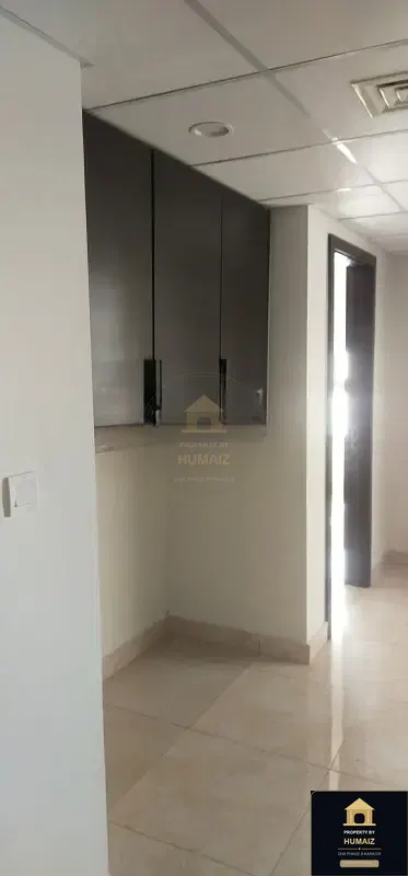 4-Bedroom Luxury Apartment (Sea Facing, 5 Bath, Suite 5) at Pearl Towers For Rent in DHA Phase 8 Karachi — Photograph 36