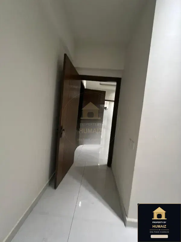 3-Bedroom Luxury Apartment (Brand New, 3 Bath, Suite 25) on Al-Murtaza Commercial For Sale in DHA Phase 8 Karachi — Photograph 6