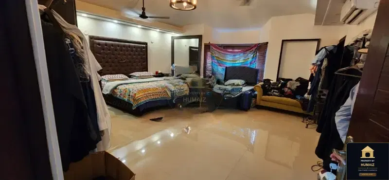 500 Sq. Yd. 5-Bedroom Luxury Villa (6 Bath, Residence 6) in DHA Phase 8 For Sale in DHA Phase 8 Karachi — Photograph 9