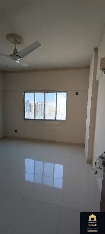 3-Bedroom Luxury Apartment (3 Bath, Suite 11) on Al-Murtaza Commercial For Sale in DHA Phase 8 Karachi — Photograph 6