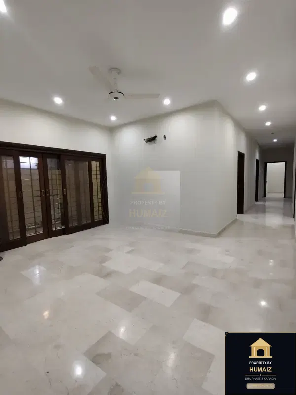 4-Bedroom Upper/Lower Portion (Basement, 5 Bath, Unit 13) in DHA Phase 8 For Rent in DHA Phase 8 Karachi — Photograph 9