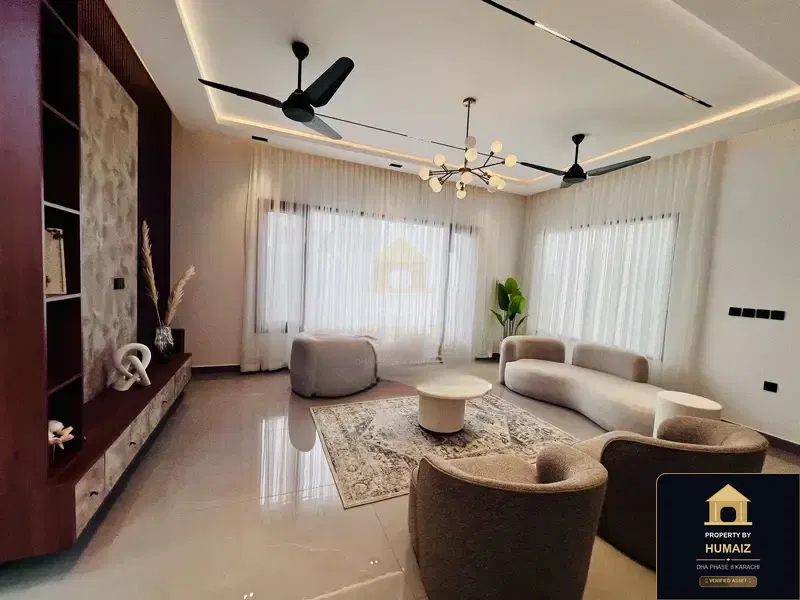 500 Sq. Yd. 5-Bedroom Luxury Villa (West Open, 6 Bath, Residence 13) in DHA Phase 8 For Sale in DHA Phase 8 Karachi — Photograph 8