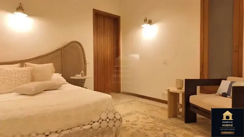 500 Sq. Yd. 6-Bedroom Luxury Villa (Private Pool, 6 Bath, Residence 3) in Khayaban-e-Faisal For Sale in DHA Phase 8 Karachi — Photograph 3