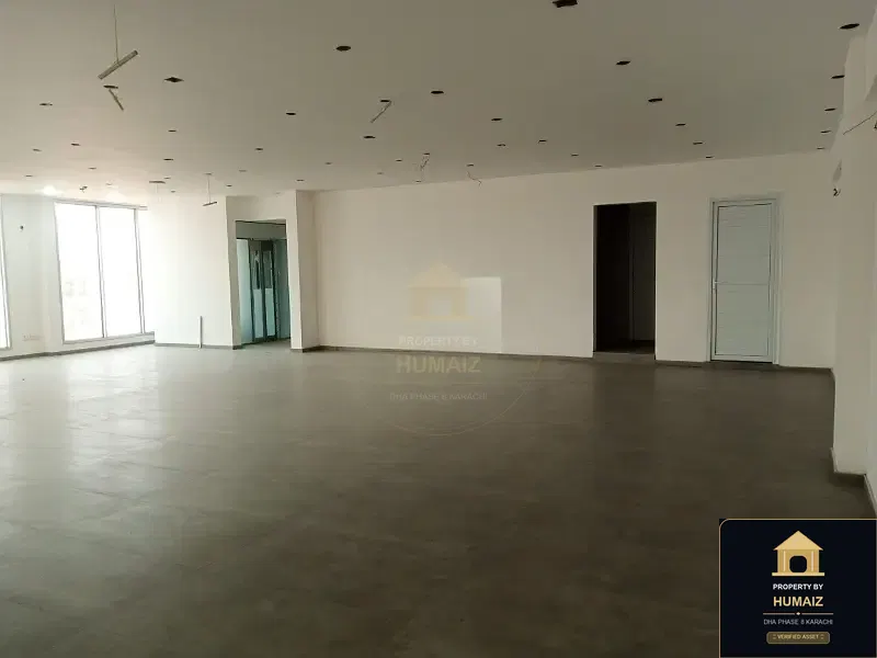 200 Sq. Yd. Commercial Building (Corner, 5 Bath, Unit 1) in DHA Phase 8 For Rent in DHA Phase 8 Karachi — Photograph 14