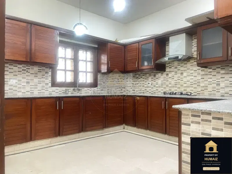 3-Bedroom Upper/Lower Portion (3 Bath, Unit 96) in DHA Phase 8 For Rent in DHA Phase 8 Karachi — Photograph 16