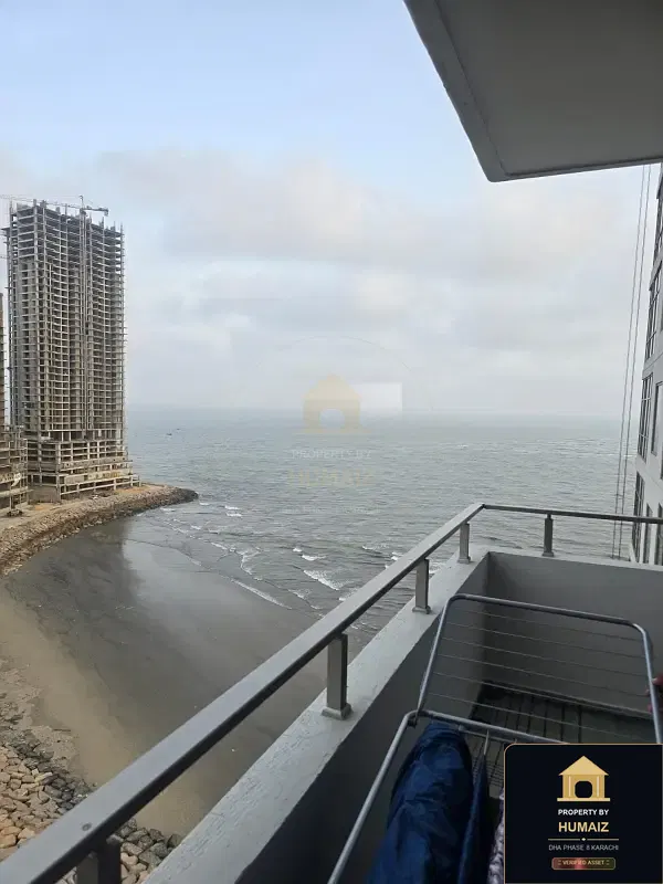2-Bedroom Luxury Apartment (Sea Facing, 3 Bath, Suite 9) at Pearl Towers For Sale in DHA Phase 8 Karachi — Photograph 3