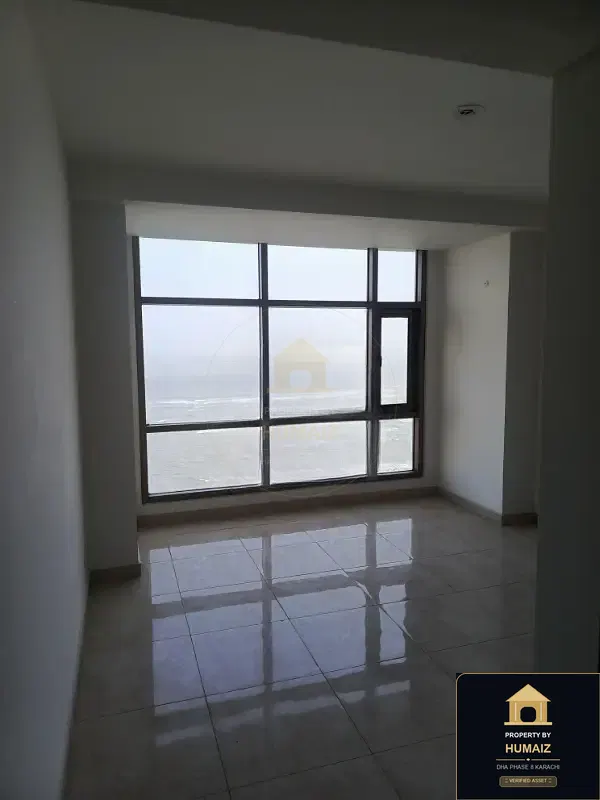 3-Bedroom Luxury Apartment (Sea Facing, 5 Bath, Suite 6) at Pearl Towers For Rent in DHA Phase 8 Karachi — Photograph 5