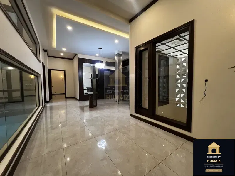 500 Sq. Yd. 6-Bedroom Luxury Villa (West Open, 6 Bath, Residence 7) in DHA Phase 8 For Sale in DHA Phase 8 Karachi — Photograph 8