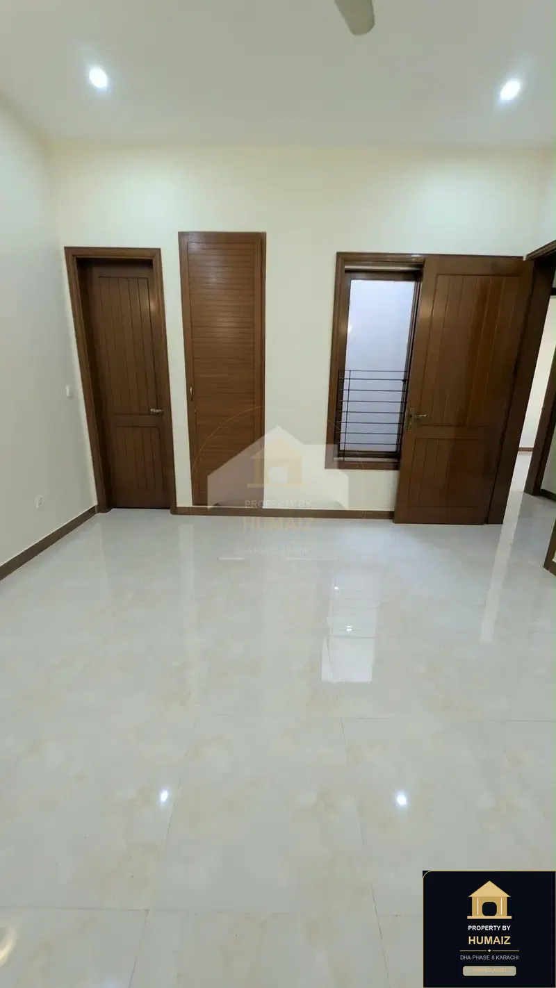 100 Sq. Yd. 4-Bedroom Luxury Villa (Basement, 5 Bath, Residence 19) in DHA Phase 8 For Sale in DHA Phase 8 Karachi — Photograph 11
