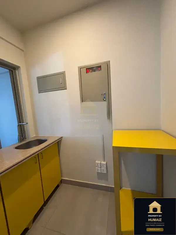 111 Sq. Yd. Corporate Office Space (1 Bath, Unit 1) on Al-Murtaza Commercial For Rent in DHA Phase 8 Karachi — Photograph 11