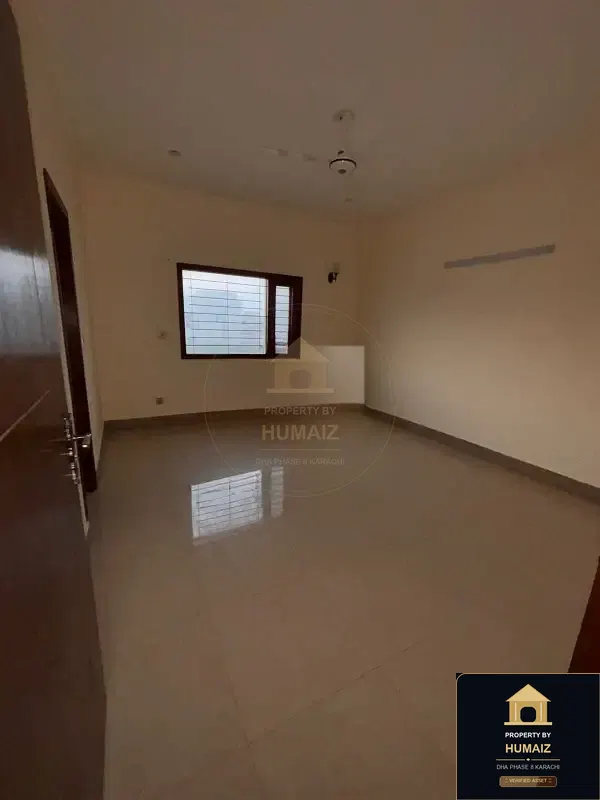 4-Bedroom Upper/Lower Portion (5 Bath, Unit 1) at Creek Vistas For Rent in DHA Phase 8 Karachi — Photograph 4
