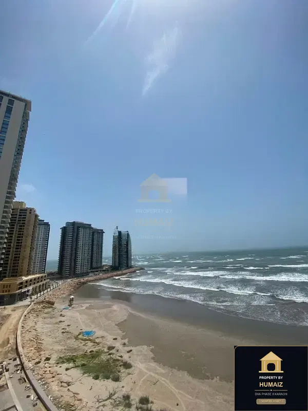 4-Bedroom Luxury Apartment (Sea Facing, 6 Bath, Suite 2) at The Views For Rent in DHA Phase 8 Karachi — Photograph 10