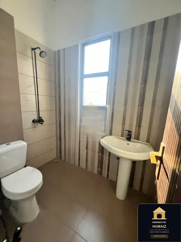 3-Bedroom Luxury Apartment (West Open, 3 Bath, Suite 52) on Al-Murtaza Commercial For Sale in DHA Phase 8 Karachi — Photograph 6