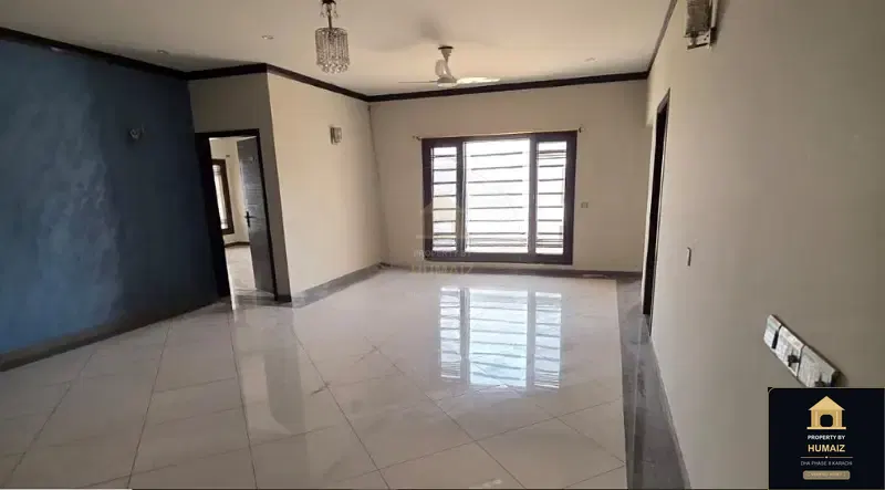 3-Bedroom Upper/Lower Portion (Brand New, 4 Bath, Unit 28) in DHA Phase 8 For Rent in DHA Phase 8 Karachi — Photograph 4