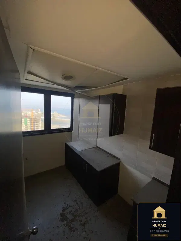 4-Bedroom Luxury Apartment (Sea Facing, 6 Bath, Suite 6) at Coral Towers For Sale in DHA Phase 8 Karachi — Photograph 19