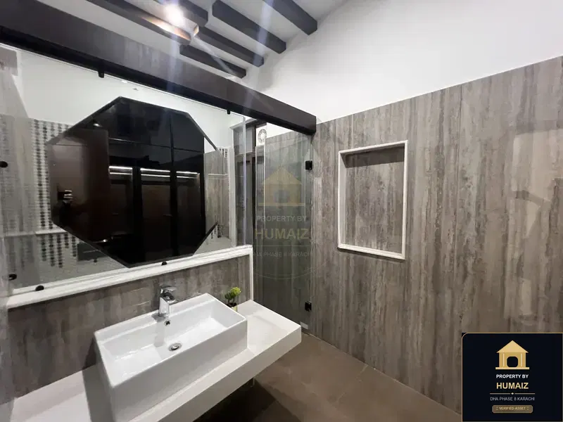 300 Sq. Yd. 6-Bedroom Luxury Villa (West Open, 6 Bath, Residence 3) in DHA Phase 8 For Sale in DHA Phase 8 Karachi — Photograph 32
