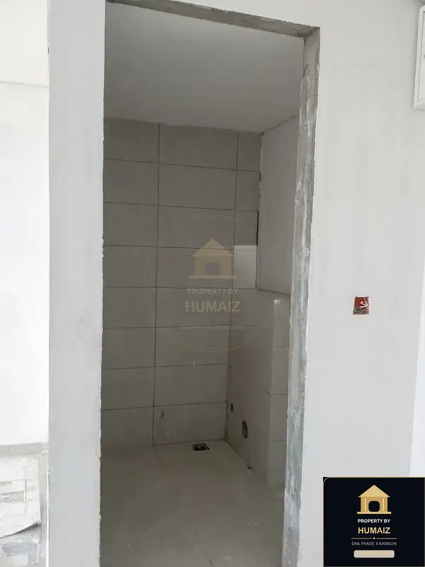 1-Bedroom Luxury Apartment (Private Pool, 2 Bath, Suite 21) at Panorama For Sale in DHA Phase 8 Karachi — Photograph 6